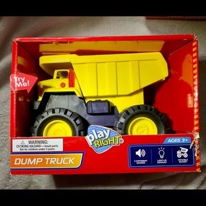 Play Right Dump Truck